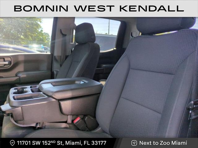 Photo of 2022 Black Chevrolet Silverado 1500