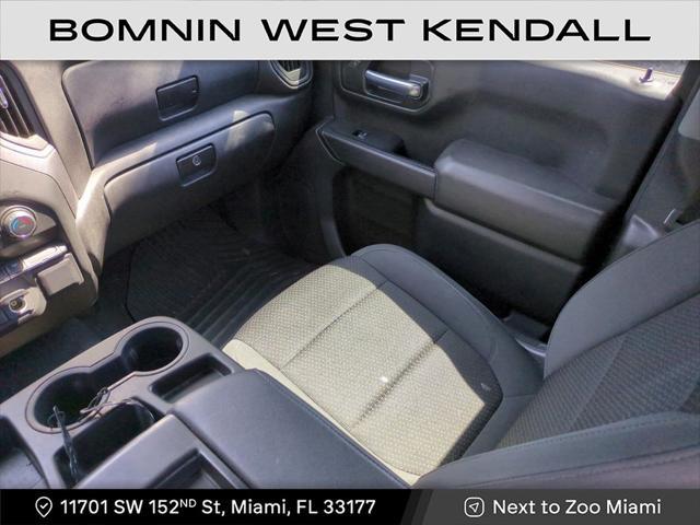 Photo of 2022 Black Chevrolet Silverado 1500