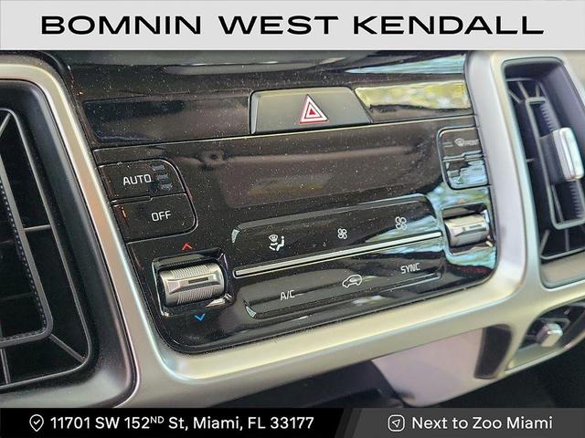Photo of 2022 Passion Red Tintcoat Kia Sorento