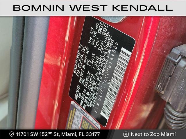 Photo of 2022 Passion Red Tintcoat Kia Sorento