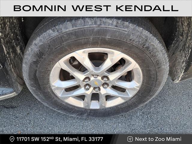 Photo of 2021 Silver Ice Metallic Chevrolet Traverse