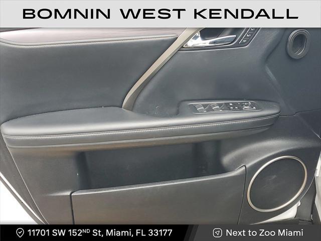 Photo of 2022 Ultra White Lexus RX 350