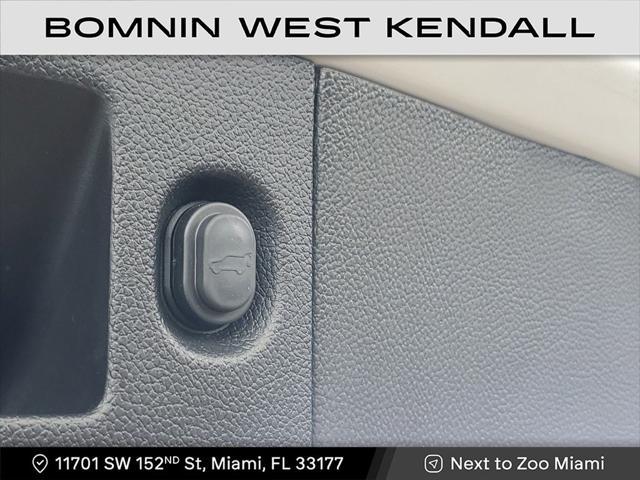 Photo of 2020 Summit White Chevrolet Tahoe