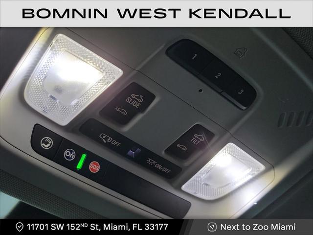 Photo of 2019 Mosaic Black Metallic Chevrolet Traverse