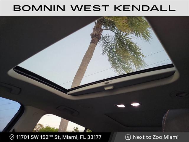 Photo of 2019 Mosaic Black Metallic Chevrolet Traverse
