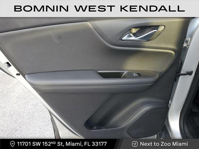 Photo of 2021 Silver Ice Metallic Chevrolet Blazer