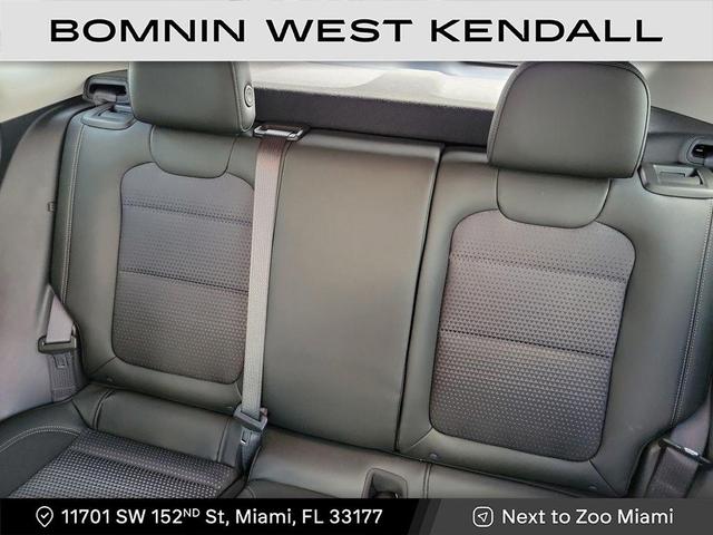 Photo of 2025 Summit White Chevrolet Trax