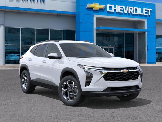 Photo of 2026 Summit White Chevrolet Trax