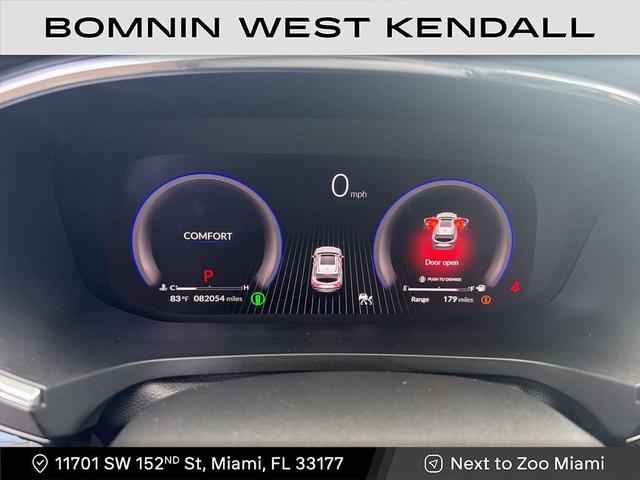 Photo of 2022 Liquid Carbon Metallic Acura MDX