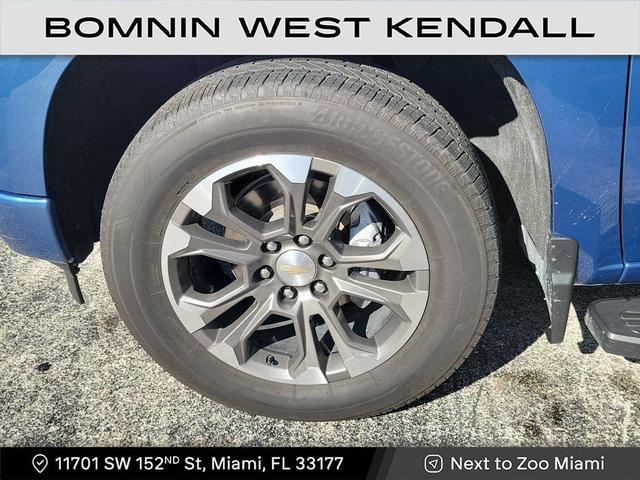 Photo of 2024 Lakeshore Blue Metallic Chevrolet Silverado 1500