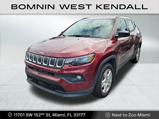 Photo of 2022 Velvet Red Pearlcoat Jeep Compass