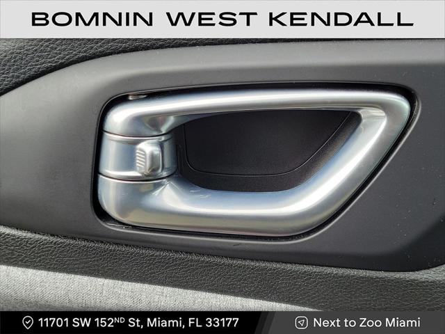 Photo of 2022 Velvet Red Pearlcoat Jeep Compass