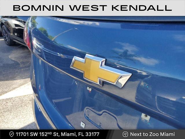 Photo of 2024 Lakeshore Blue Metallic Chevrolet Equinox