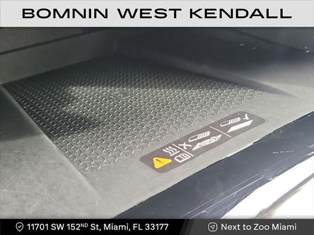 Photo of 2024 Sterling Gray Metallic Chevrolet Traverse