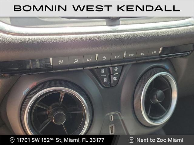 Photo of 2019 Summit White Chevrolet Blazer