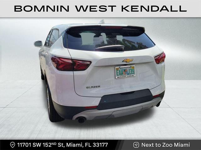 Photo of 2019 Summit White Chevrolet Blazer