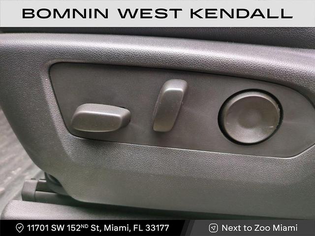 Photo of 2024 Summit White Chevrolet Silverado 2500