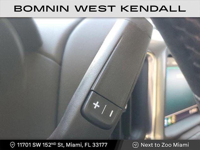 Photo of 2022 Silver Ice Metallic Chevrolet Silverado 1500