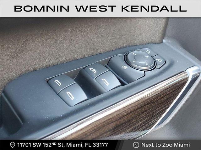 Photo of 2022 Silver Ice Metallic Chevrolet Silverado 1500