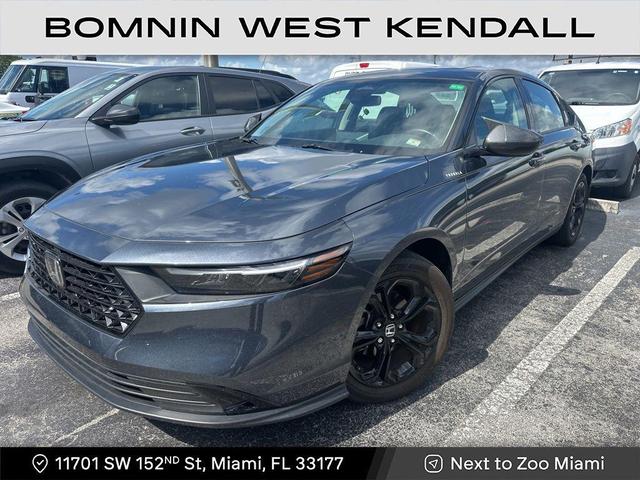 Photo of 2025 Gray Honda Accord