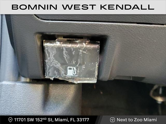 Photo of 2022 Gun Metallic Nissan Sentra