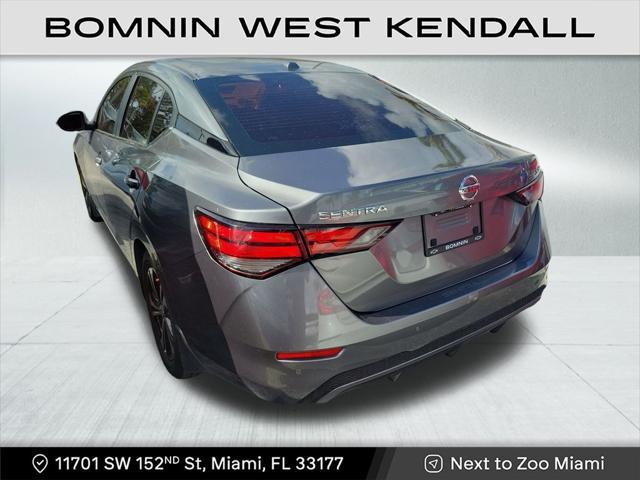 Photo of 2022 Gun Metallic Nissan Sentra