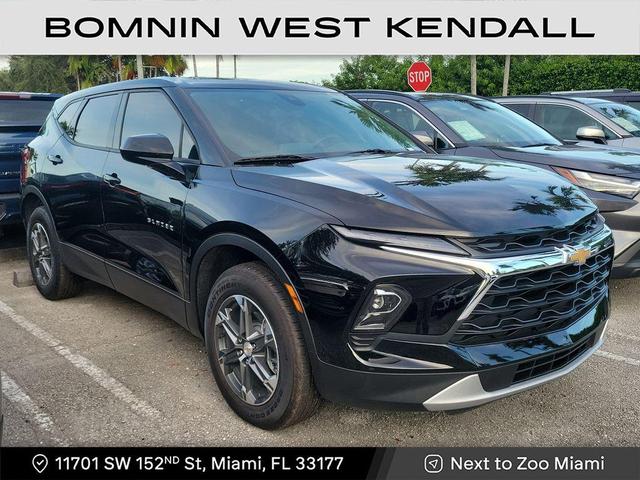 Photo of 2025 Black Chevrolet Blazer