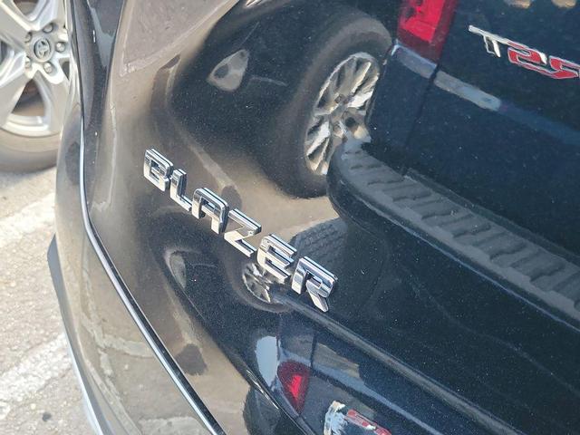 Photo of 2025 Black Chevrolet Blazer