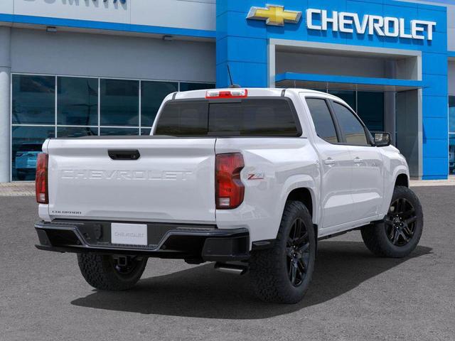 Photo of 2025 Summit White Chevrolet Colorado