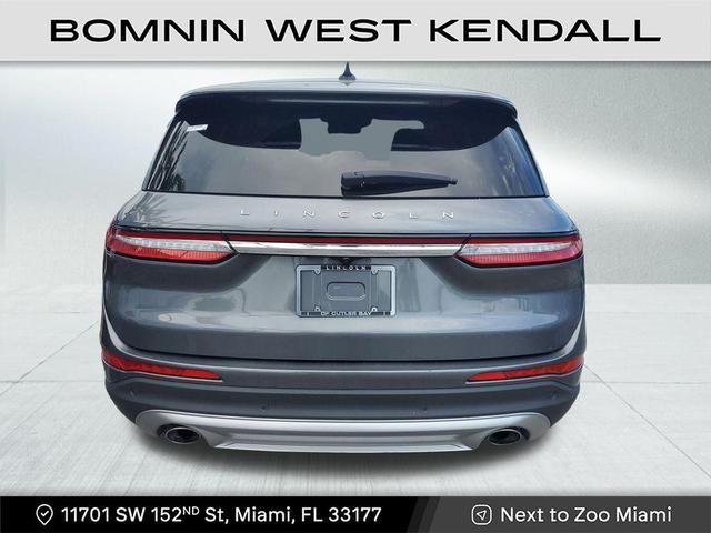 Photo of 2023 Asher Gray Metallic Clearcoat Lincoln Corsair