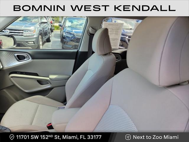 Photo of 2023 Steel Gray Kia Soul