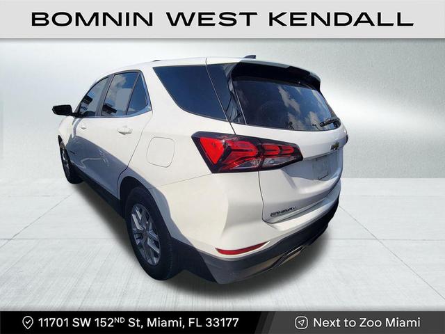 Photo of 2022 Summit White Chevrolet Equinox