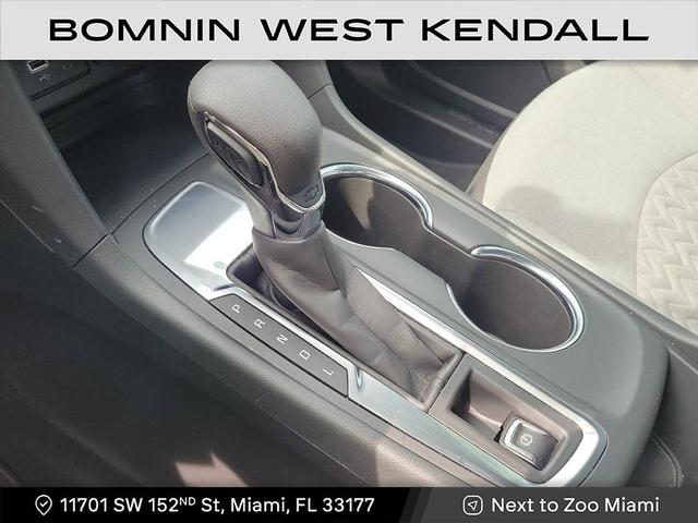 Photo of 2022 Summit White Chevrolet Equinox