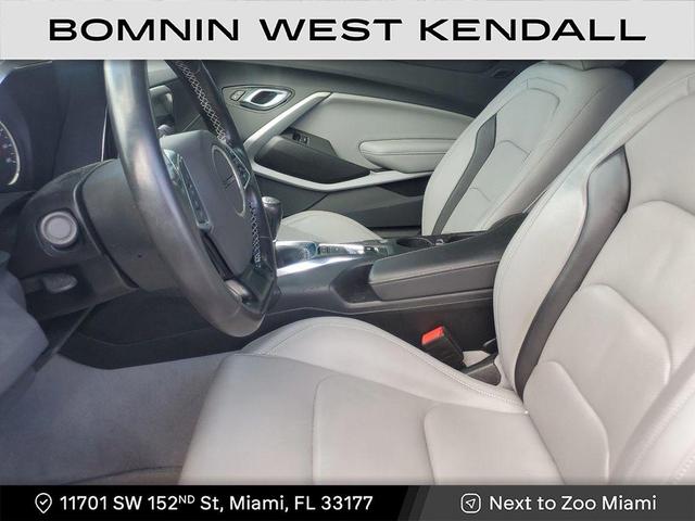 Photo of 2023 Summit White Chevrolet Camaro