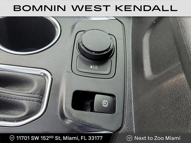 Photo of 2019 Satin Steel Metallic Chevrolet Traverse