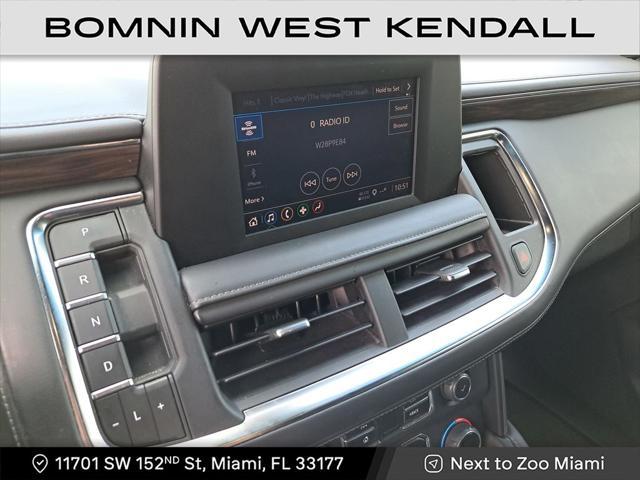 Photo of 2023 Summit White Chevrolet Suburban