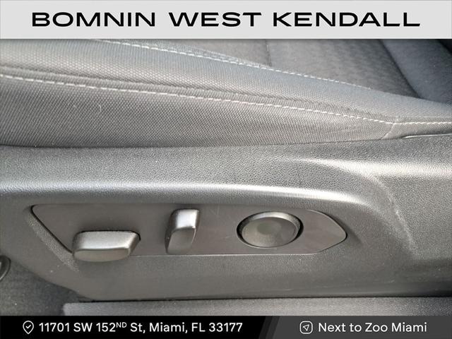 Photo of 2023 Summit White Chevrolet Suburban