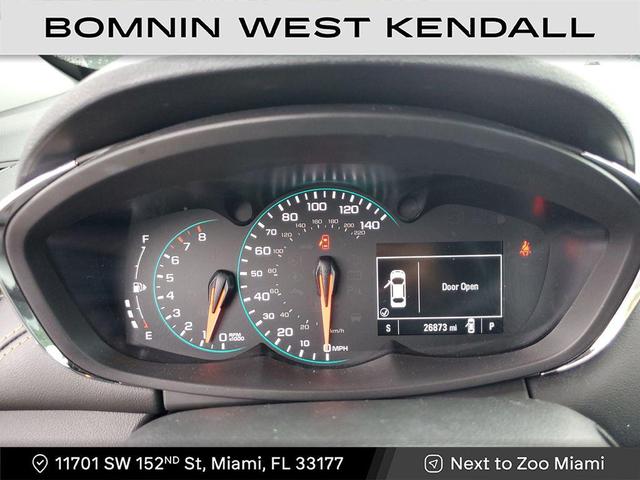 Photo of 2022 Summit White Chevrolet Trax