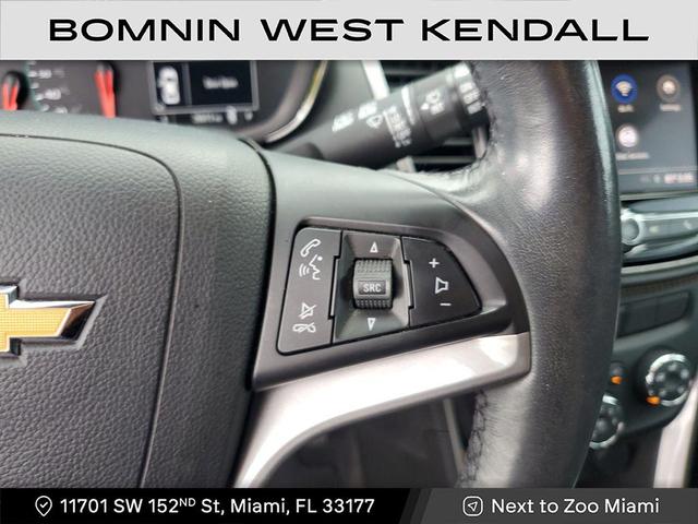 Photo of 2022 Summit White Chevrolet Trax
