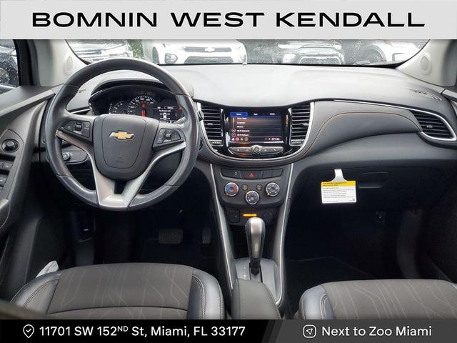 Photo of 2022 Summit White Chevrolet Trax