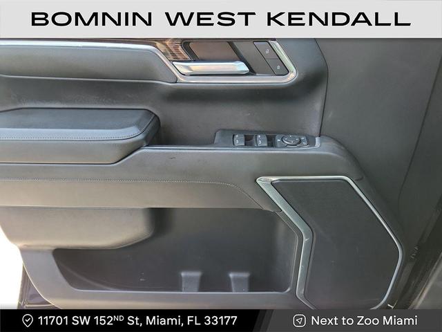 Photo of 2024 Onyx Black GMC Sierra 1500