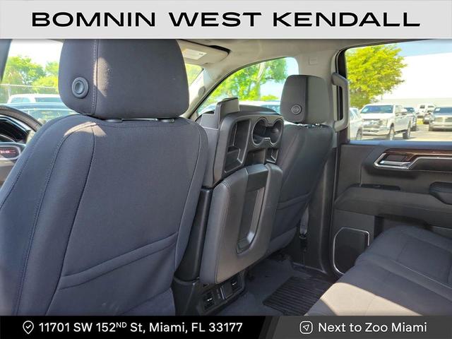 Photo of 2024 Onyx Black GMC Sierra 1500
