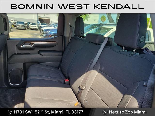Photo of 2024 Onyx Black GMC Sierra 1500