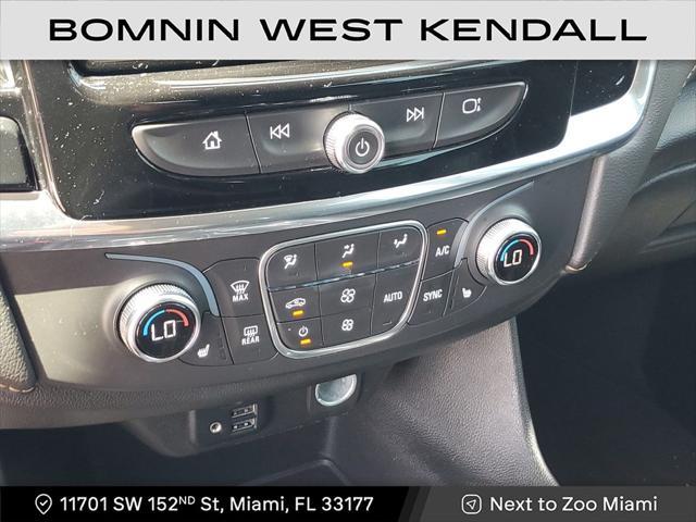 Photo of 2020 Graphite Metallic Chevrolet Traverse