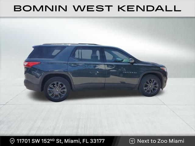 Photo of 2020 Graphite Metallic Chevrolet Traverse