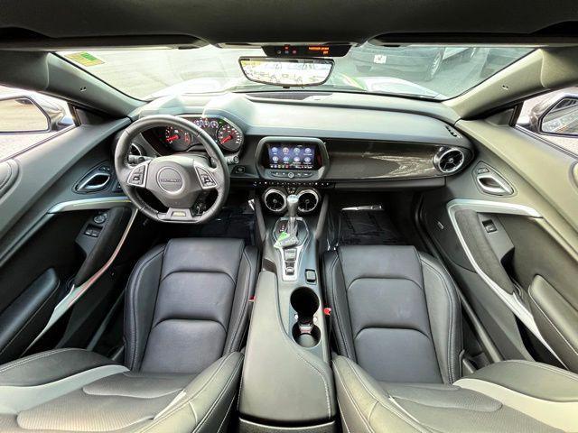Photo of 2023 Sharkskin Metallic Chevrolet Camaro