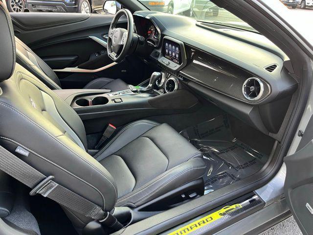 Photo of 2023 Sharkskin Metallic Chevrolet Camaro