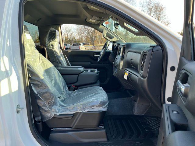 Photo of 2025 Summit White Chevrolet Silverado 1500