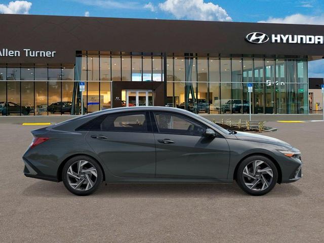 Photo of 2025 Amazon Gray Hyundai ELANTRA