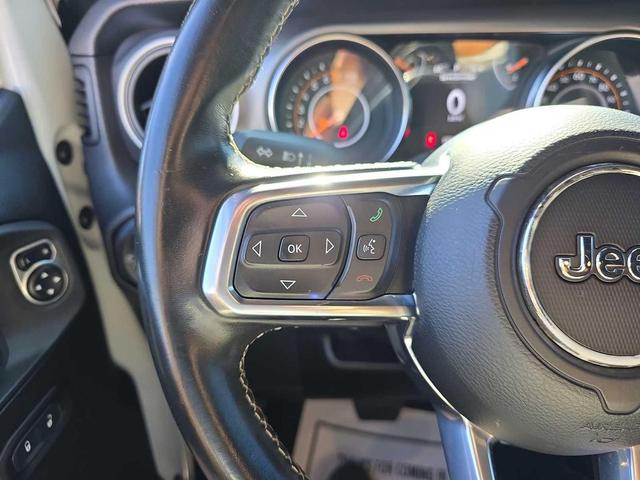 Photo of 2020 Bright White Clearcoat Jeep Gladiator